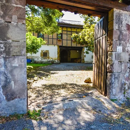 Casona Con Gran Jardin Holiday home *
