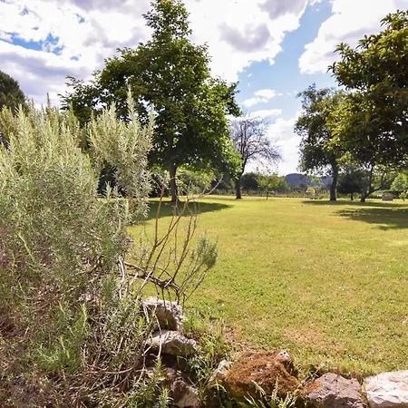 Casona Con Gran Jardin Holiday home Camargo